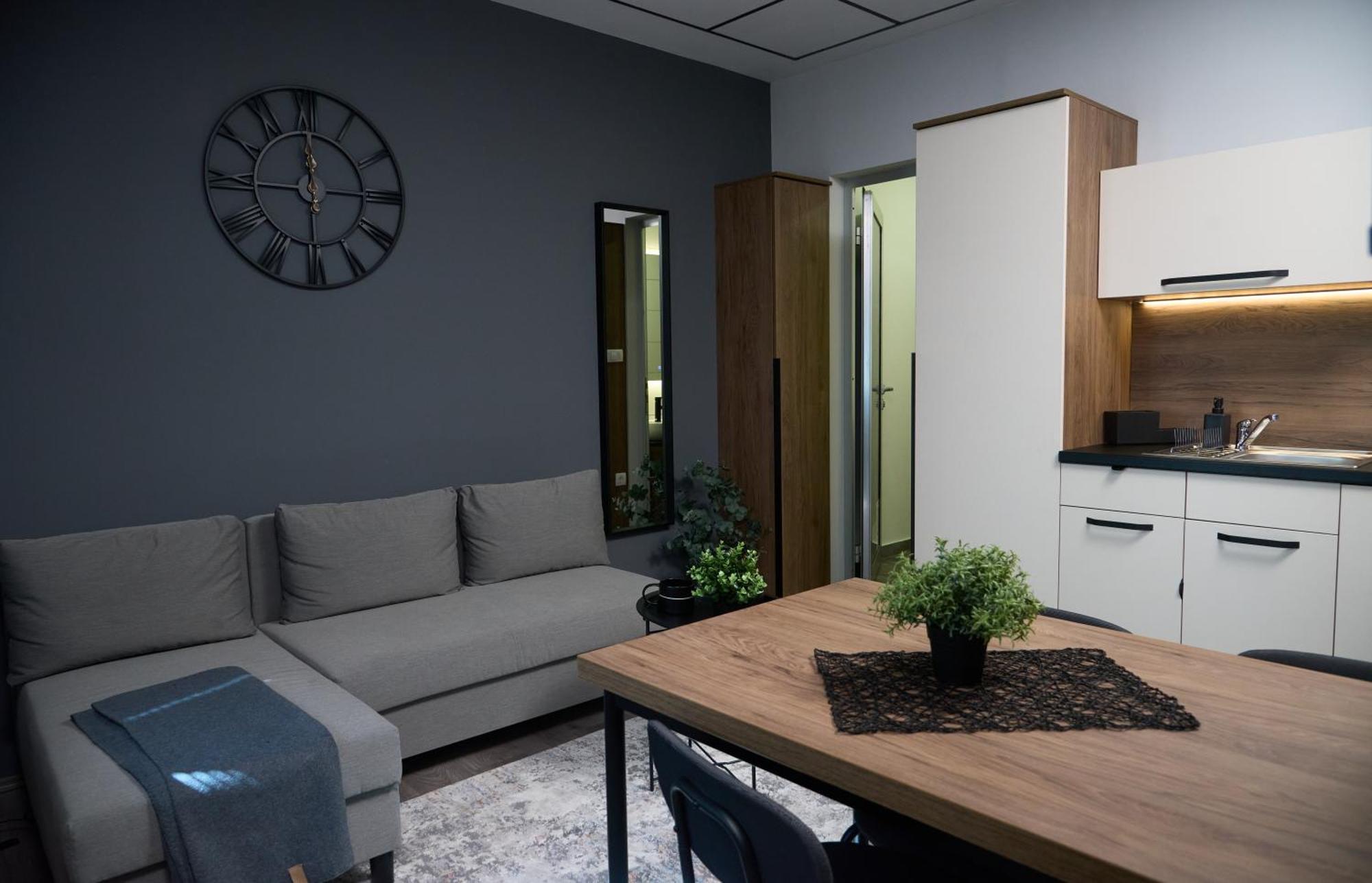 Downtown Boutique Apartments Нови-Сад Экстерьер фото